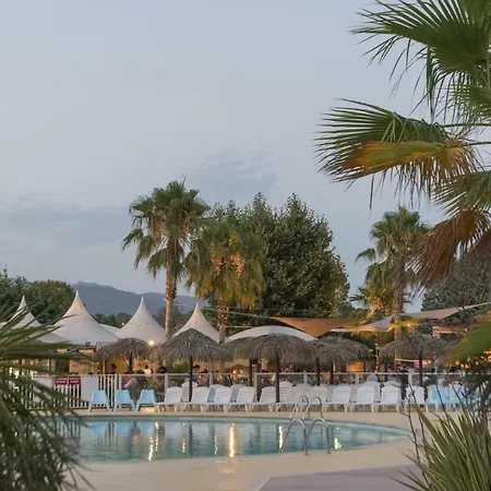 Camping Le Montourey